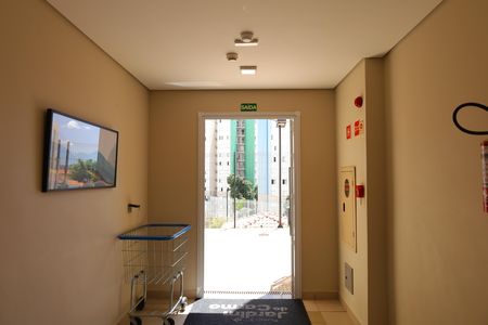 Apartamento para alugar com 35m², 2 quartos e sem vagaÁrea comum - Saguão do prédio