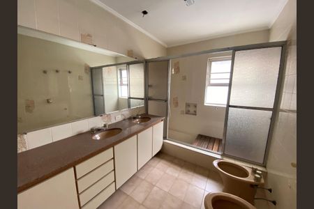 Apartamento para alugar com 270m², 3 quartos e 2 vagasBanheiro Social