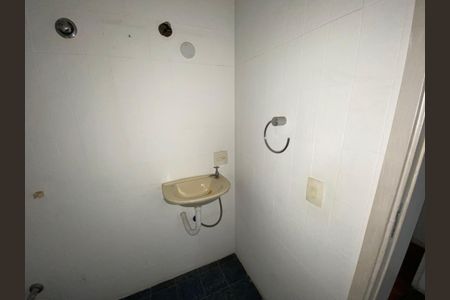 Apartamento para alugar com 270m², 3 quartos e 2 vagasLavabo