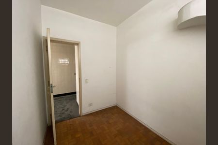 Apartamento para alugar com 270m², 3 quartos e 2 vagasQuarto de Serviço 2