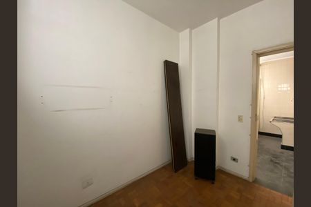 Apartamento para alugar com 270m², 3 quartos e 2 vagasQuarto de Serviço 1