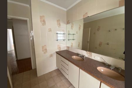 Apartamento para alugar com 270m², 3 quartos e 2 vagasBanheiro Social
