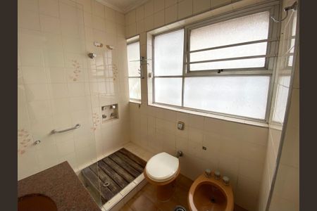 Apartamento para alugar com 270m², 3 quartos e 2 vagasBanheiro da Suíte