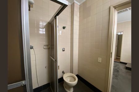 Apartamento para alugar com 270m², 3 quartos e 2 vagasBanheiro de serviço