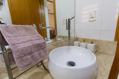 Casa à venda com 260m², 4 quartos e 3 vagasLavabo