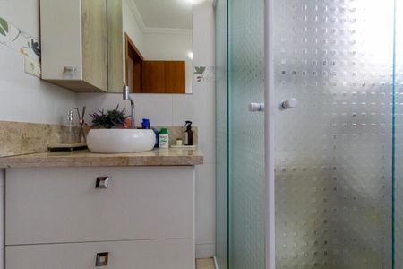 Casa à venda com 260m², 4 quartos e 3 vagasBanheiro 2