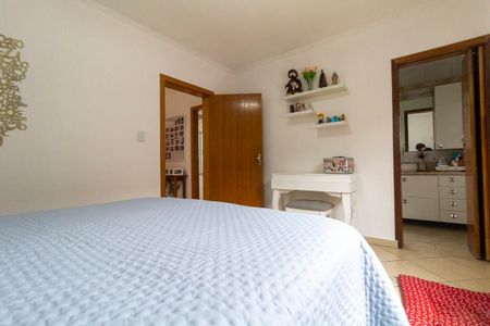 Casa à venda com 260m², 4 quartos e 3 vagasQuarto 1