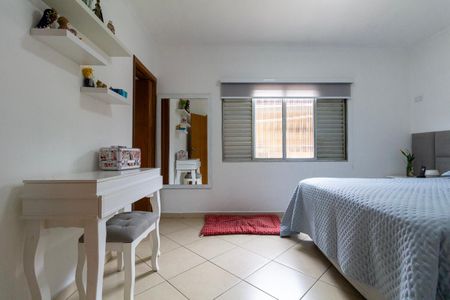 Casa à venda com 260m², 4 quartos e 3 vagasQuarto 1