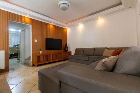 Casa à venda com 260m², 4 quartos e 3 vagasSala