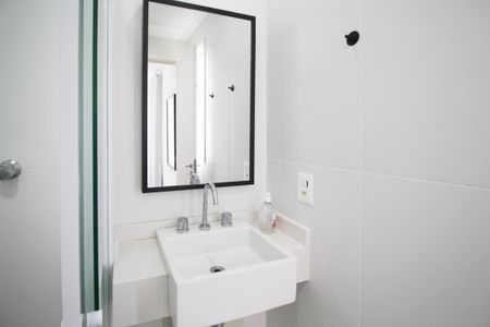 Studio para alugar com 35m², 1 quarto e sem vaga Studio para alugar com 35m², 1 quarto e sem vagaBanheiro