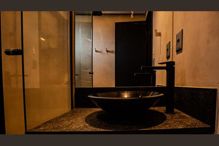 Studio para alugar com 30m², 1 quarto e sem vaga Studio para alugar com 30m², 1 quarto e sem vagaBanheiro