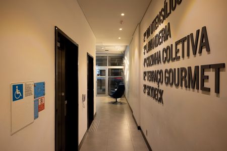 Studio para alugar com 30m², 1 quarto e sem vaga Studio para alugar com 30m², 1 quarto e sem vagaHall de entrada