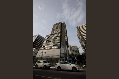 Studio para alugar com 30m², 1 quarto e sem vaga Studio para alugar com 30m², 1 quarto e sem vagaFachada