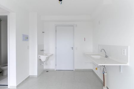 Sala - Cozinha de apartamento para alugar com 2 quartos, 42m² em Guaianases, São Paulo