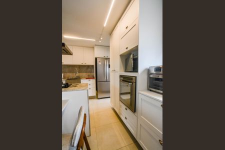 Apartamento à venda com 130m², 3 quartos e 3 vagasCozinha