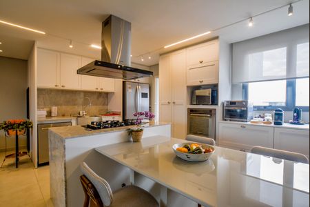 Apartamento à venda com 130m², 3 quartos e 3 vagasCozinha