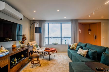 Apartamento à venda com 130m², 3 quartos e 3 vagasSala