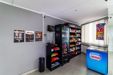 Apartamento à venda com 54m², 2 quartos e 1 vagaMini mercado