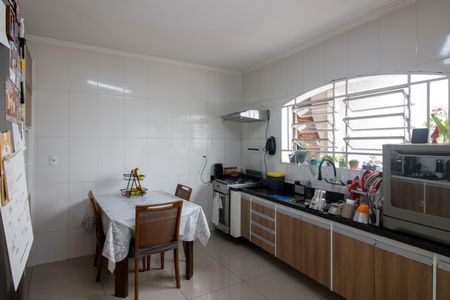 Casa para alugar com 187m², 2 quartos e 4 vagasCozinha