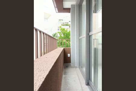 Varanda de kitnet/studio à venda com 1 quarto, 40m² em Cerqueira César, São Paulo