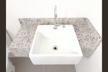 Studio para alugar com 40m², 1 quarto e sem vagaEstúdio - banheiro