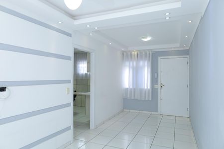 Sala de apartamento para alugar com 2 quartos, 57m² em Itaquera, São Paulo