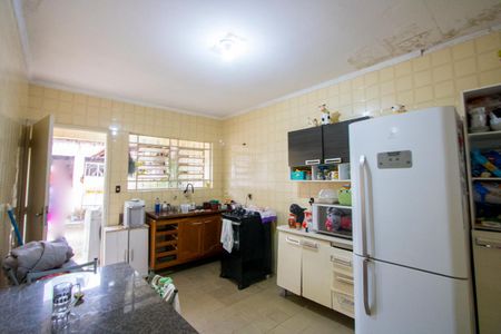 Cozinha de casa à venda com 2 quartos, 426m² em Vila Pires, Santo André