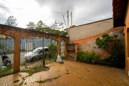 Casa à venda com 426m², 2 quartos e sem vaga Casa à venda com 426m², 2 quartos e sem vagaGaragem