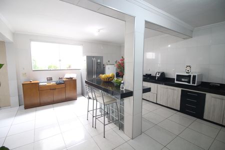 Casa à venda com 314m², 4 quartos e 3 vagasCozinha