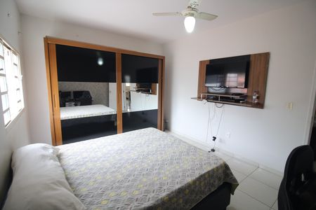 Casa à venda com 314m², 4 quartos e 3 vagasQuarto 4