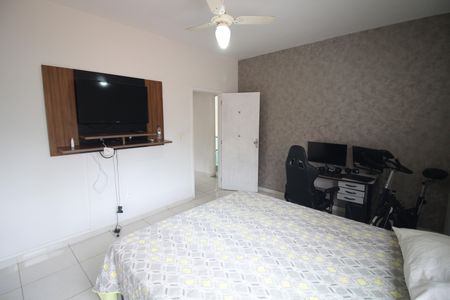 Casa à venda com 314m², 4 quartos e 3 vagasQuarto 4