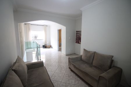 Casa à venda com 314m², 4 quartos e 3 vagasSala 2