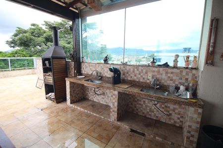 Casa à venda com 314m², 4 quartos e 3 vagasÁrea gourmet