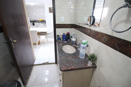 Casa à venda com 314m², 4 quartos e 3 vagasBanheiro 1