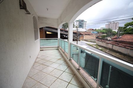 Casa à venda com 314m², 4 quartos e 3 vagasVaranda Quarto 2