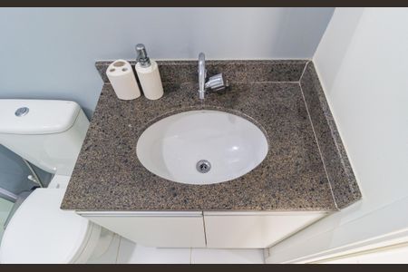 Apartamento para alugar com 32m², 1 quarto e sem vagaDetalhe - Banheiro