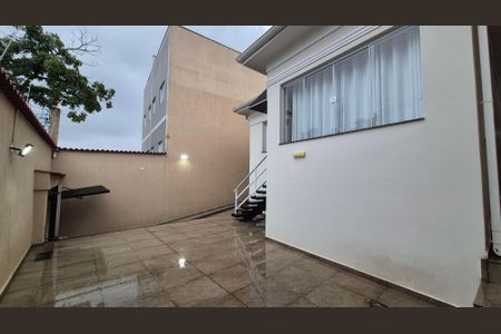 Casa para alugar com 198m², 3 quartos e 6 vagasÁrea externa 