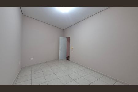 Casa para alugar com 198m², 3 quartos e 6 vagasQuarto de serviço 