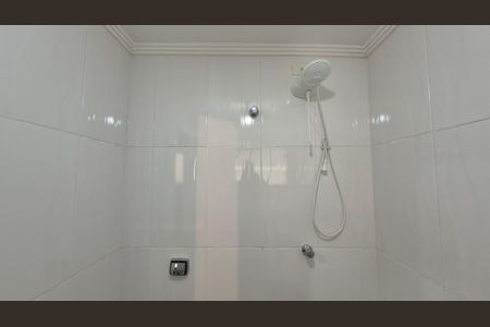 Casa para alugar com 198m², 3 quartos e 6 vagasBanheiro 