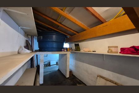 Casa para alugar com 198m², 3 quartos e 6 vagasSótão 