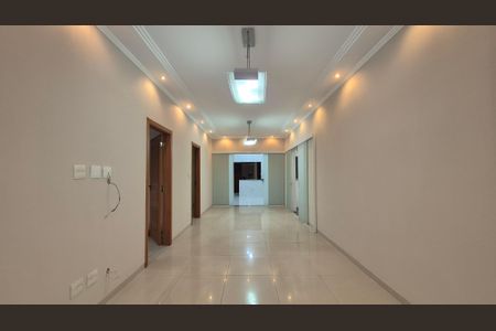 Sala  de casa para alugar com 3 quartos, 198m² em Vila Santo Alberto, Santo André