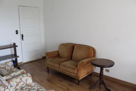 Apartamento para alugar com 68m², 3 quartos e 1 vagaSala