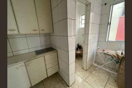 Apartamento para alugar com 68m², 3 quartos e 1 vagaCozinha e Área de Serviço