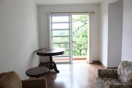 Sala de apartamento para alugar com 3 quartos, 68m² em Granja Viana Ii, Cotia