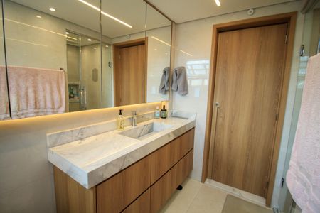 Apartamento à venda com 93m², 2 quartos e 1 vaga