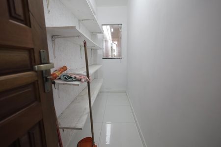 Casa para alugar com 180m², 3 quartos e 6 vagas Casa para alugar com 180m², 3 quartos e 6 vagasDispensa