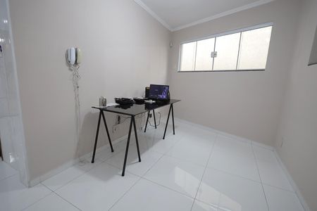 Casa para alugar com 180m², 3 quartos e 6 vagas Casa para alugar com 180m², 3 quartos e 6 vagasSala de Jantar