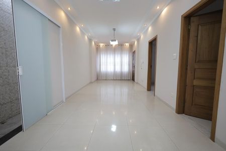 Sala de casa para alugar com 3 quartos, 180m² em Vila Santo Alberto, Santo André