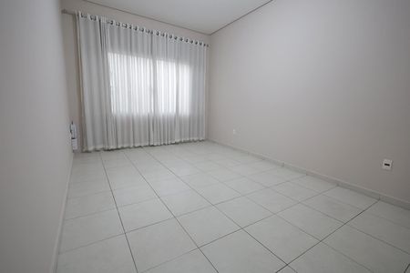 Casa para alugar com 180m², 3 quartos e 6 vagas Casa para alugar com 180m², 3 quartos e 6 vagasQuarto 4