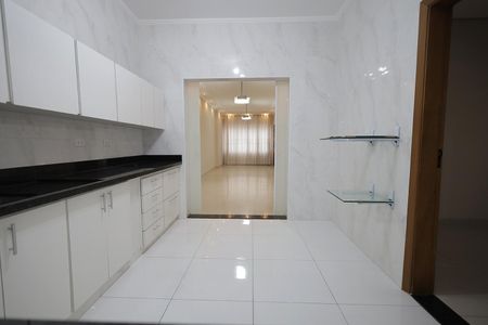Cozinha de casa para alugar com 3 quartos, 180m² em Vila Santo Alberto, Santo André